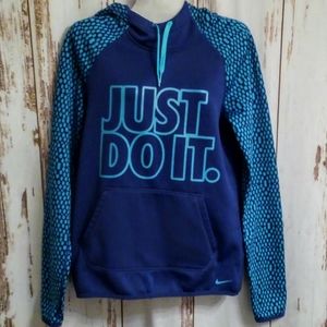 NIKE therma-fit hoodie sweatshirt with polka-dots
